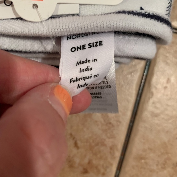 Nordstrom Cotton Swaddle Blanket Tree Print NWT - Picture 4 of 6